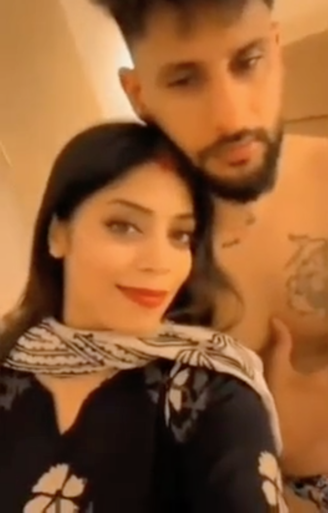 Punjabi couple fucking viral video in hotel