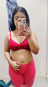 Showing her body behind the mirror