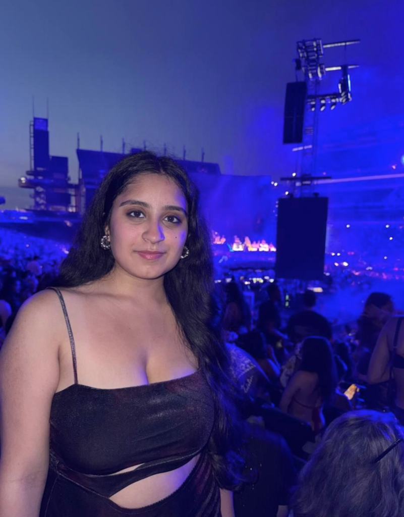 Indian beautiful girl viral video with BF in hotel
